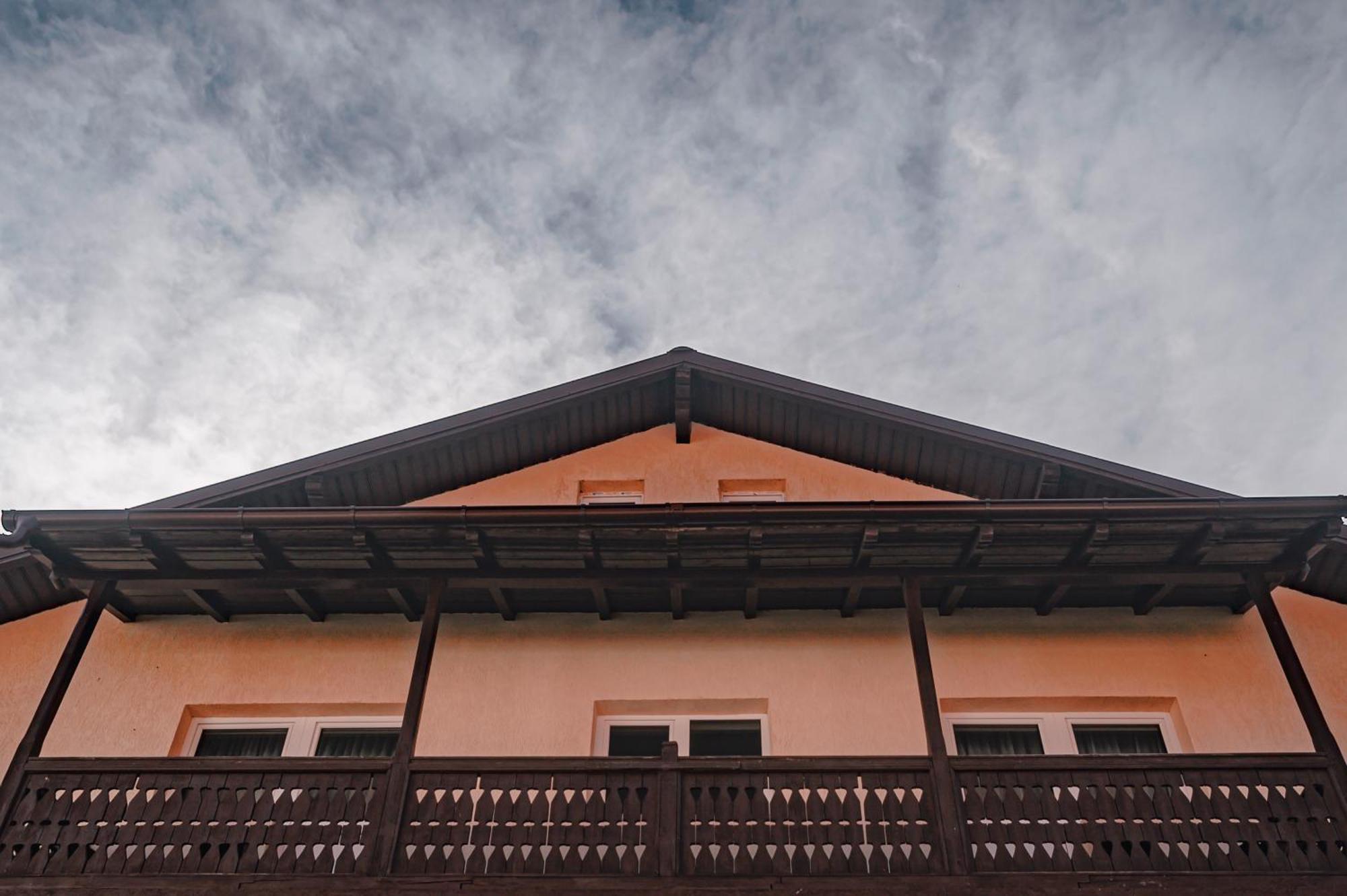 Alpine Bliss Sinaia Hotel Luaran gambar